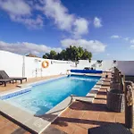 Dom wakacyjny Amazing In San Bartolome Lanzarot Mozaga