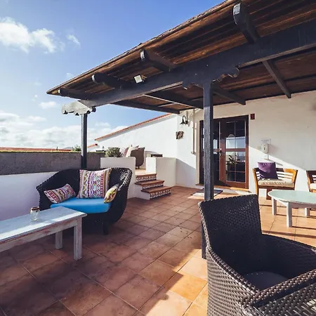 Amazing In San Bartolome Lanzarot Mozaga