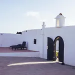 Amazing In San Bartolome Lanzarot Vakantiehuis Mozaga