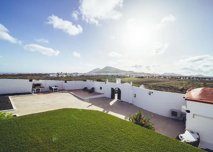 Amazing In San Bartolome Lanzarot Mozaga