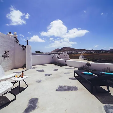 Amazing In San Bartolome Lanzarot Mozaga